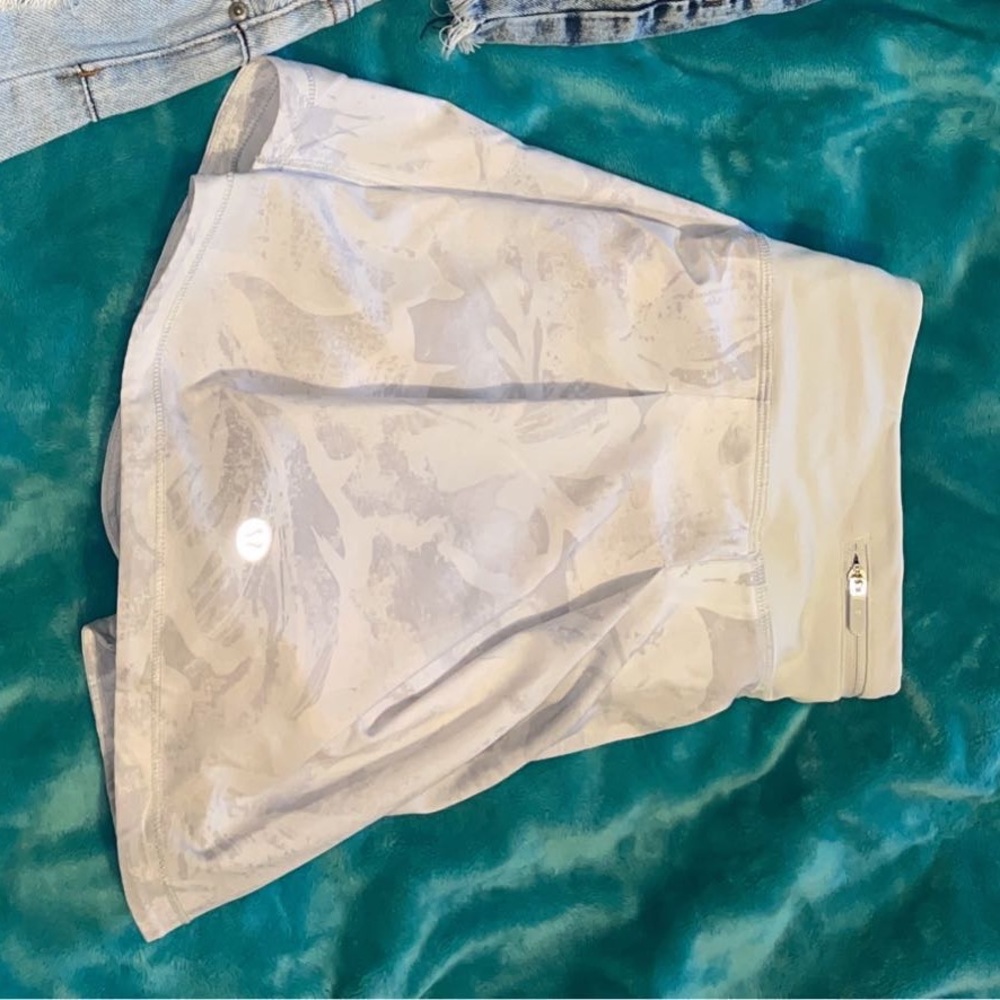 Lululemon skirt